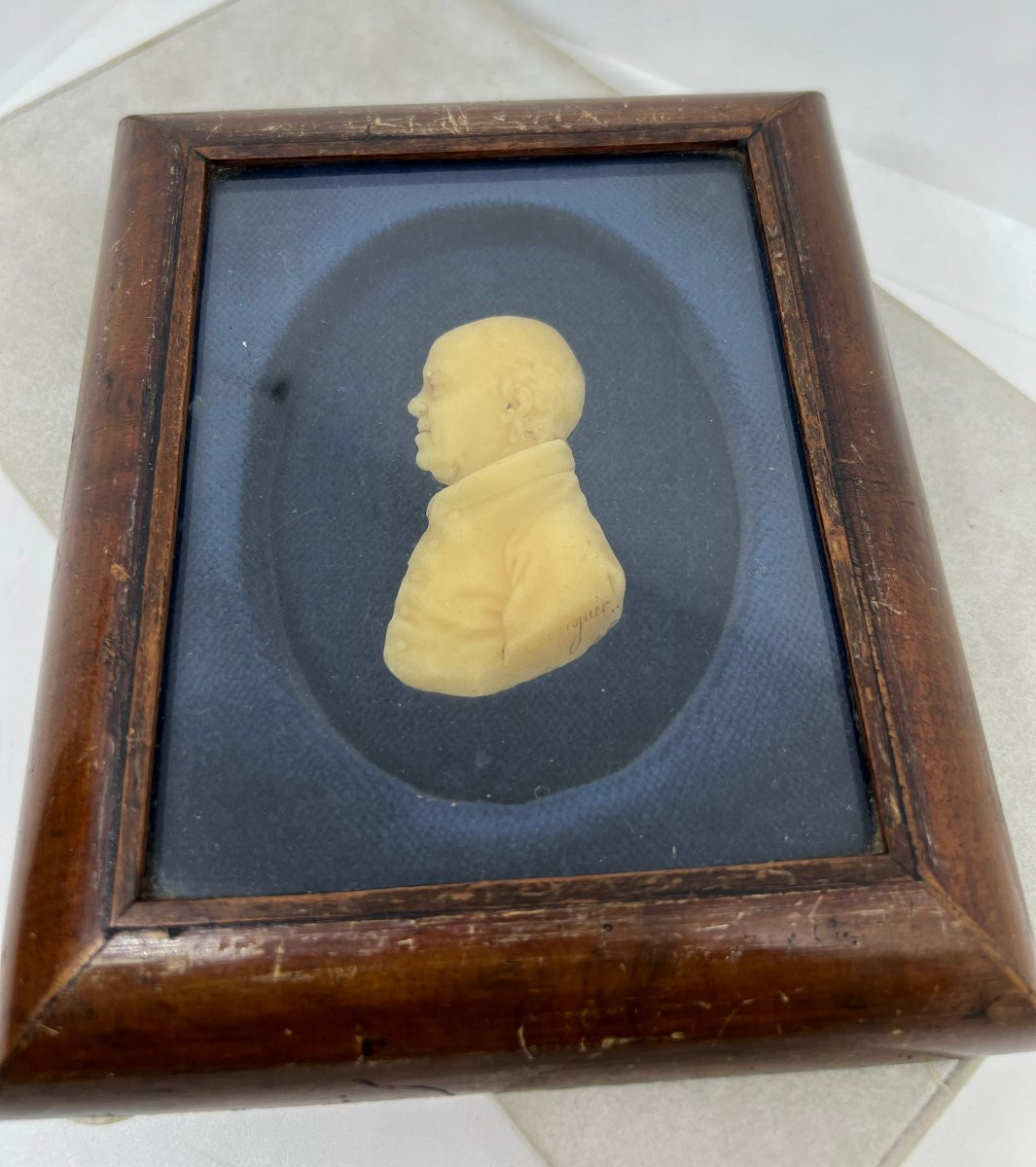 Profilo di uomo in cera XIX sec.-photo-1