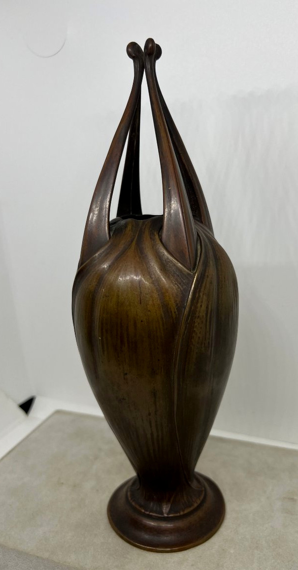 Eugene Capon 1910 vaso-photo-4