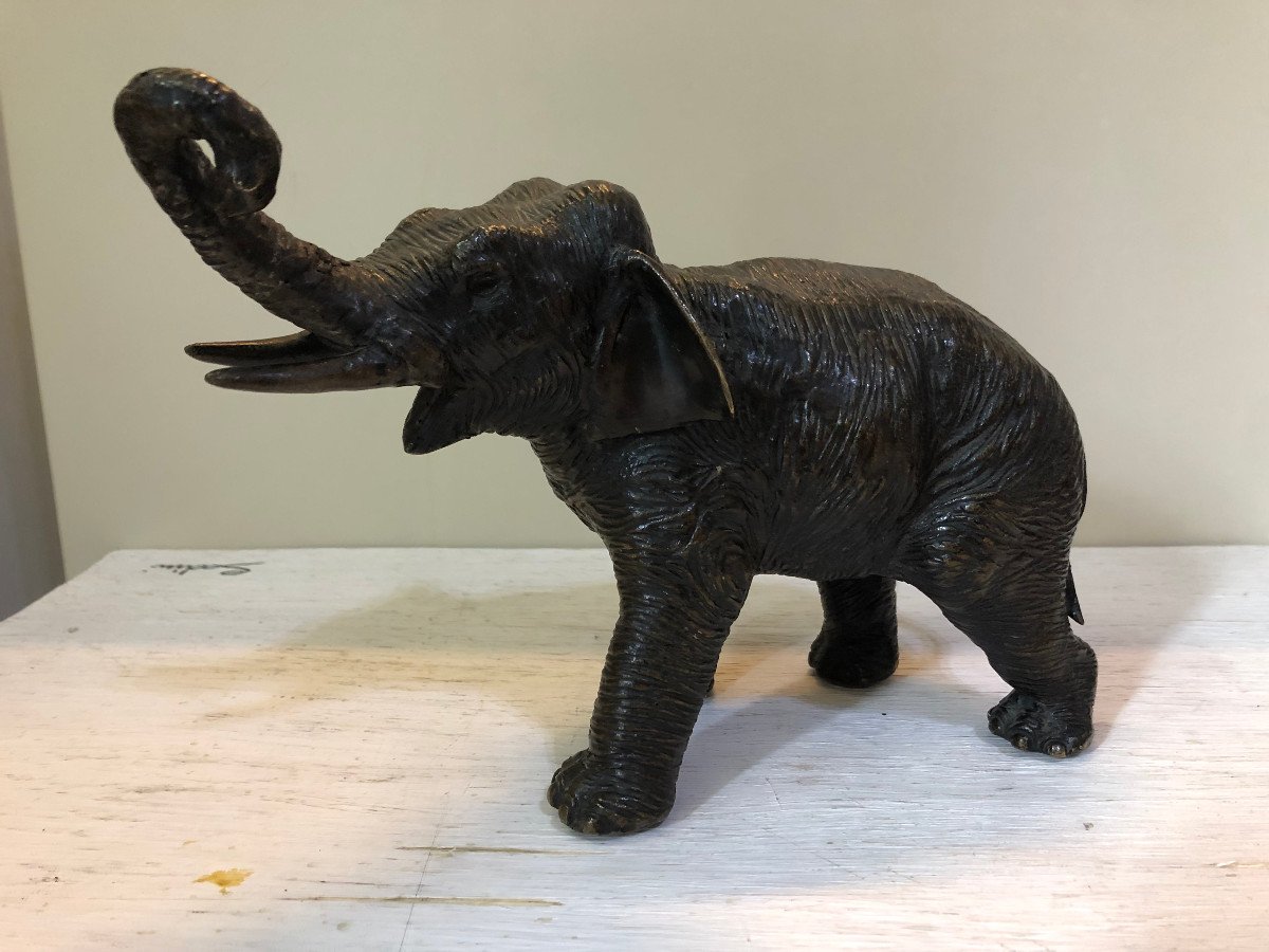 Elephant En Bronze Du XX Sec