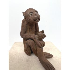 Scimmia in ceramica