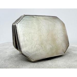 Tabacchiera in argento XVIII sec.