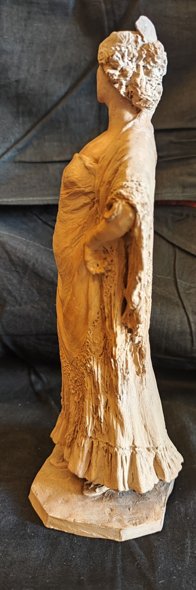 Piccola scultura rappresentante spagnola-photo-2