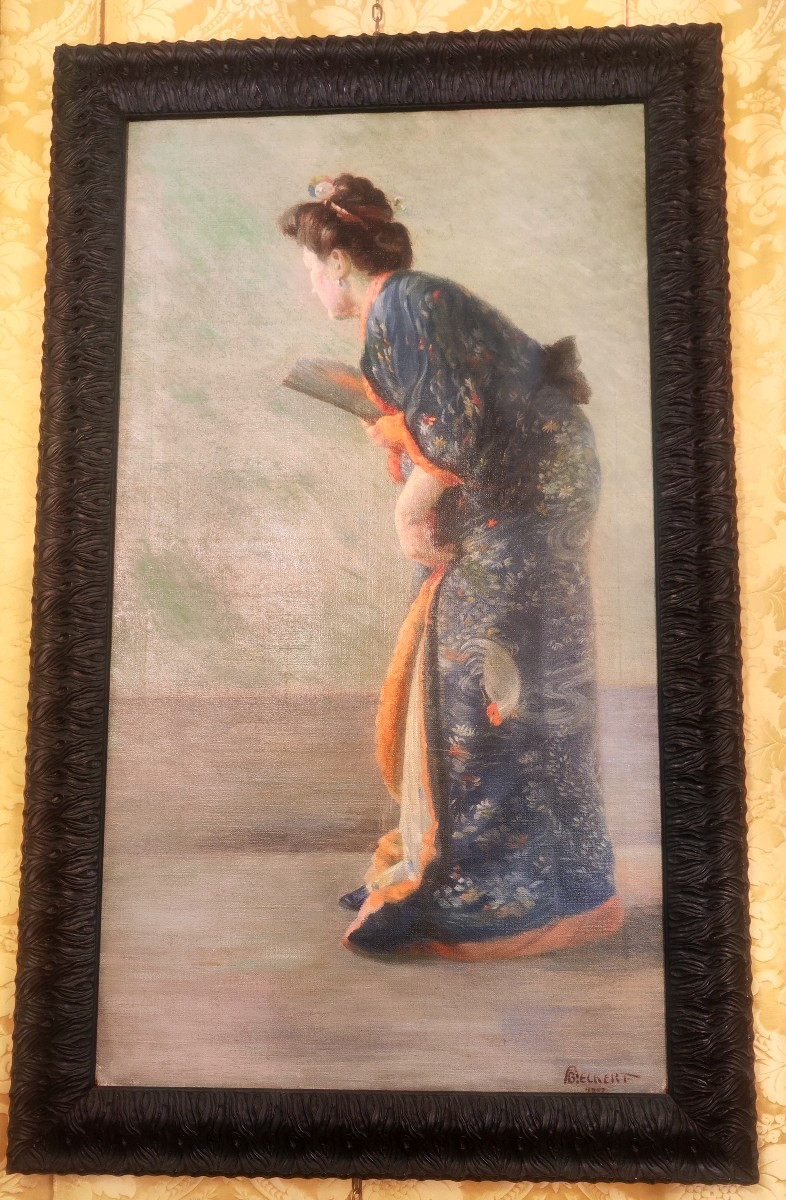 Donna in abito giapponese 