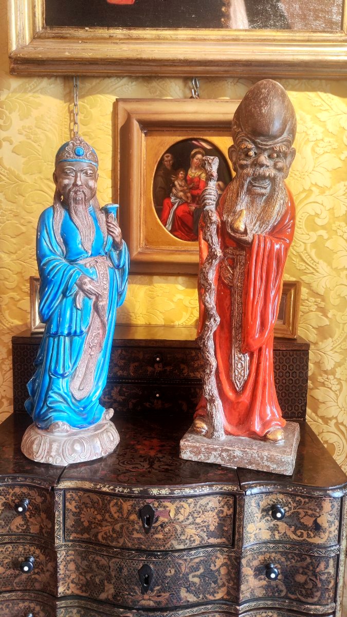 Coppia di statuine cinesicoppia di saggi cinesi,maiolica smaltata oggetti decorativi ad imitazi