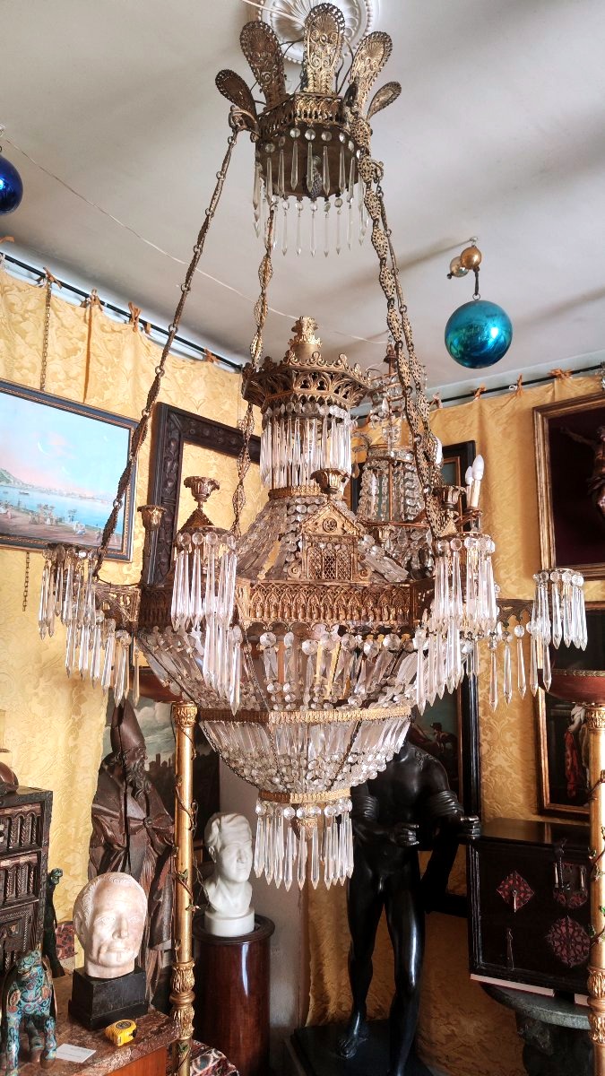 Lampadario  bronzo e cristalli 