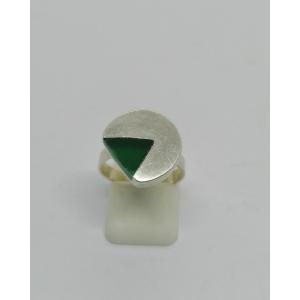 Solid Silver Ring, With Green Agate Inclusion, Vintage 1960.