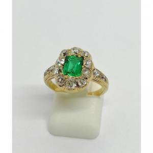 Ring In Gold, Emerald And Surrounding Diamonds, Late 19th Century