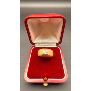 Signet Ring In 18 Carat Yellow Gold And Diamond. 
