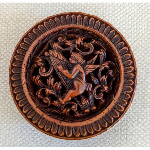 Corozo Box, Cherub Musician