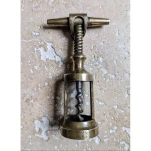 Corkscrew With Tilting Ring.