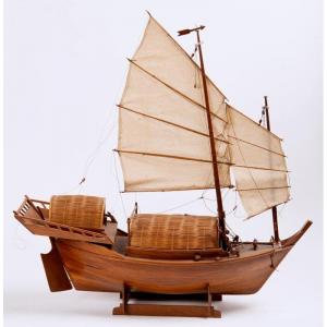 China 20th Century - Miniature Chinese Ship - Chinese Junk Model