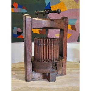 Beautiful 19th Century Elm Grape Press