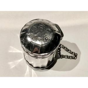 Ath 1750-1775, Queen's Fly Box Or Vinaigrette , Sterling Silver, Lodereindoosje