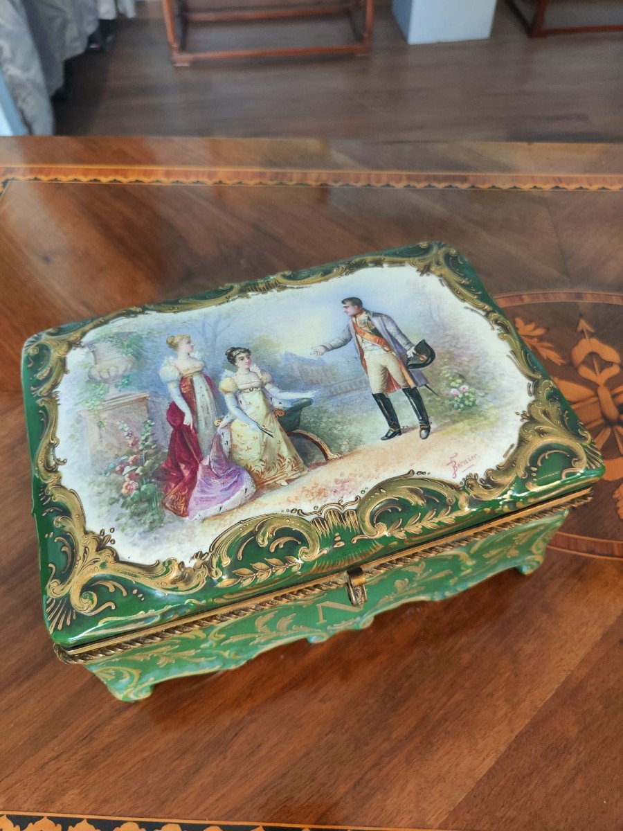 Grande scatola in porcellana di Sevres -photo-4