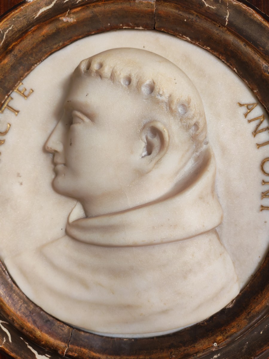 Medaglione in marmo Epoca 700-photo-2