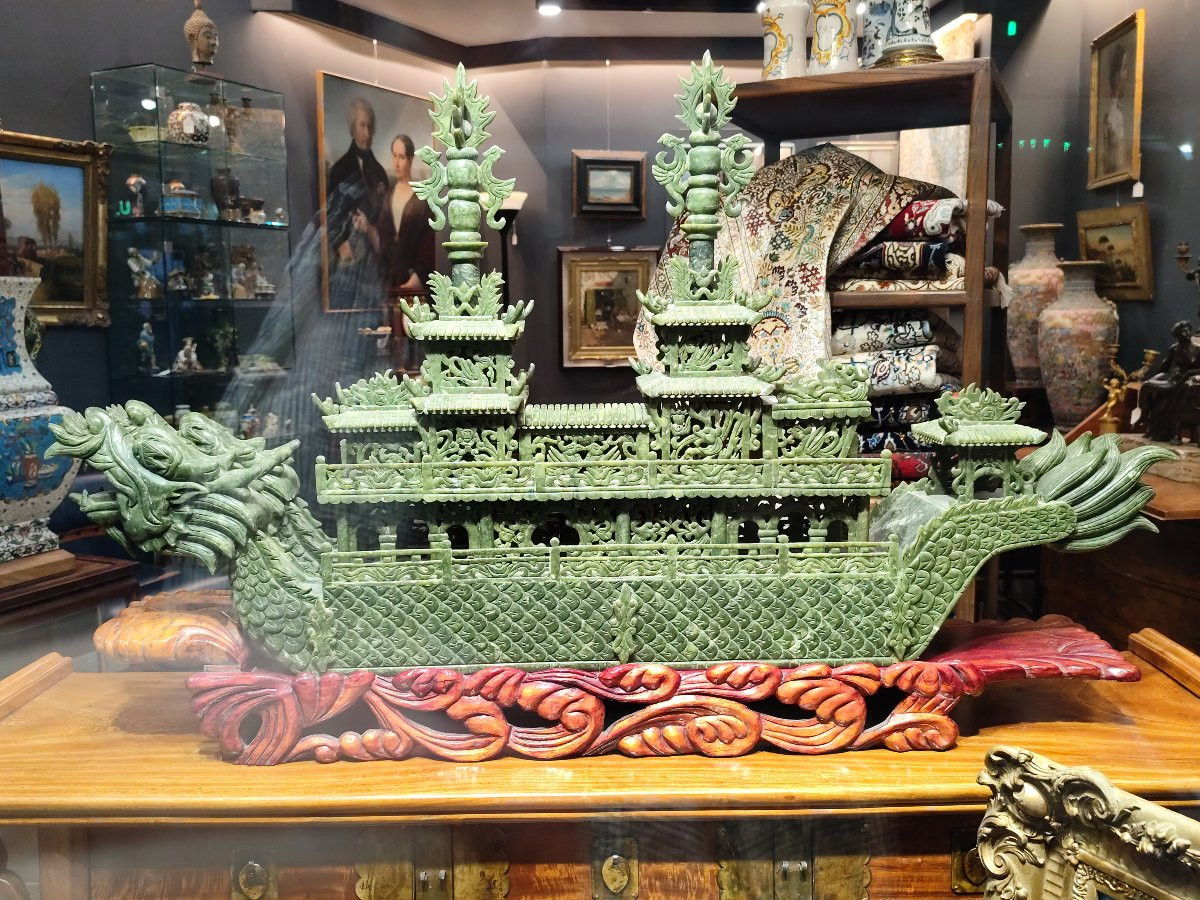 "Nave del drago" in giada spinacio-photo-3