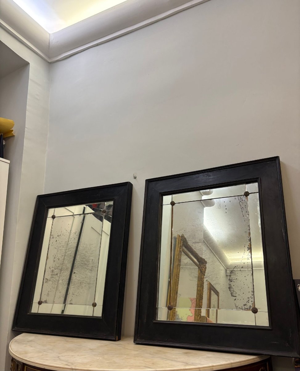 Coppia di cornici in ebano con specchi-photo-3