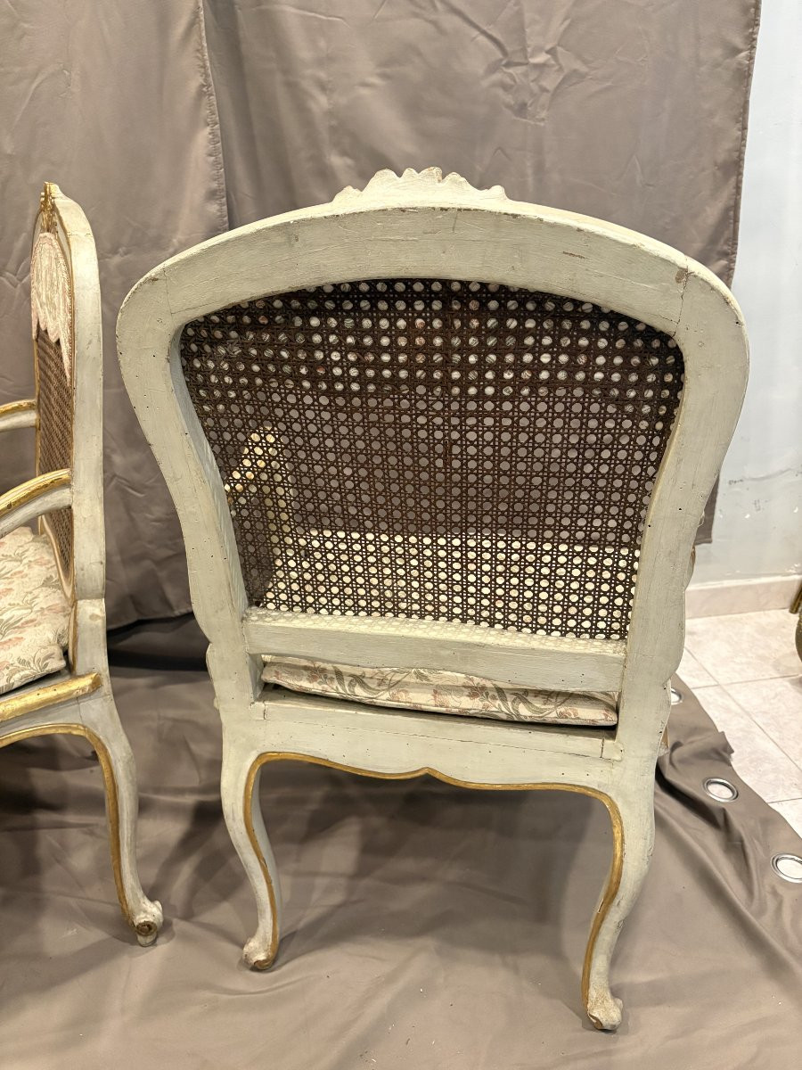 Coppia di poltrone in legno laccato e dorato-photo-2