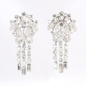 White Gold Dangling Earrings With 8.5 Carat Diamonds