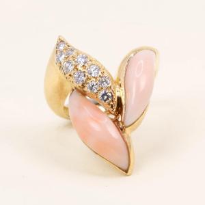 Yellow Gold “peau D’ange” Coral And Diamond Ring