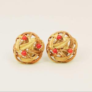 Vintage Coral Yellow Gold Leaf Ear Clips