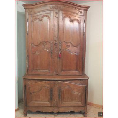 Buffet Two-body XVIII Century