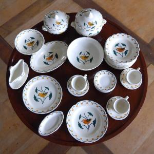 A Doll Earthenware Service By Hbcm, Early 20th Century