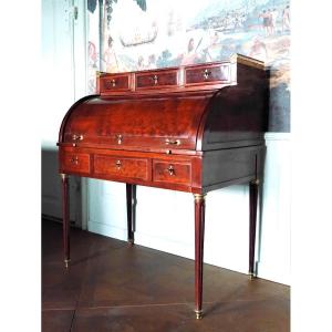 A Louis XVI Period Cylinder Desk In Speckled Mahogany, 18th Century