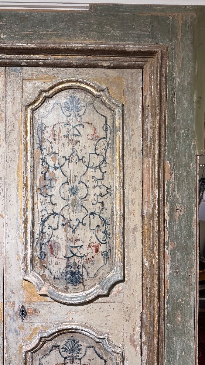 Porta con stipite e cardini originali decori di epoca. Provenienza Napoli prima metà del '700. -photo-2