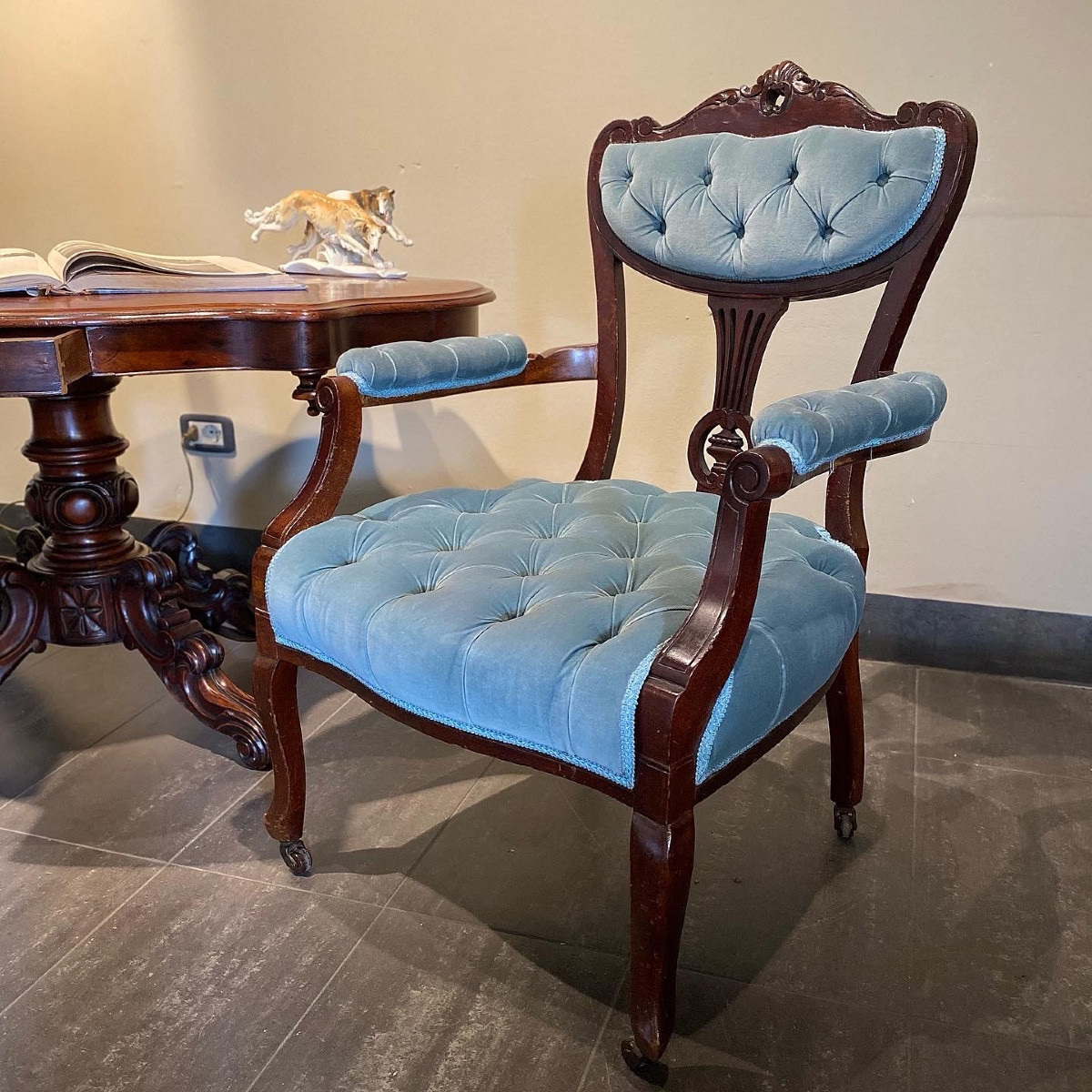 Poltrona inglese in legno di Mogano epoca fine ‘800.
