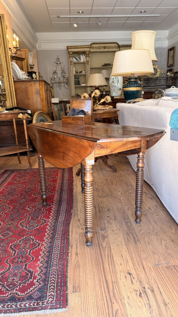 Tavolo ovale a bandelle, in Noce fine ‘800.-photo-2