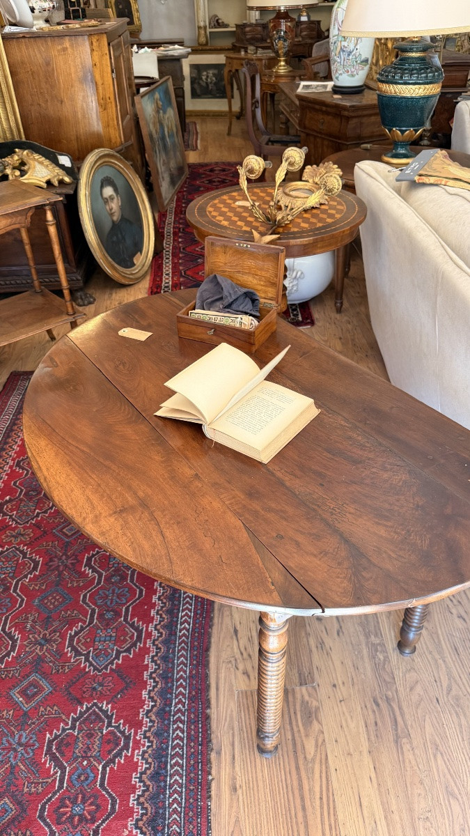 Tavolo ovale a bandelle, in Noce fine ‘800.-photo-3