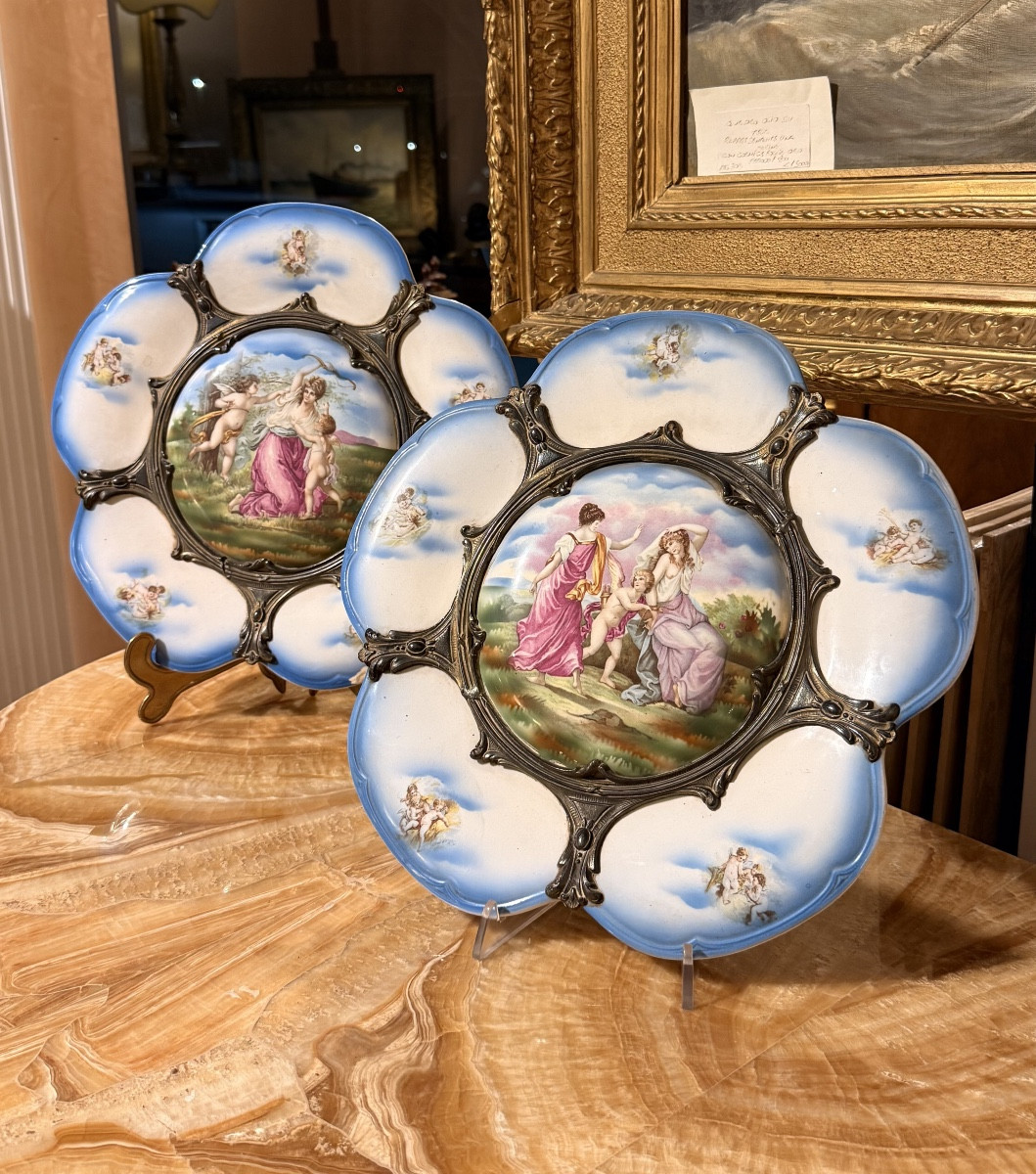 Piatti Limoges in porcellana, stile Liberty.