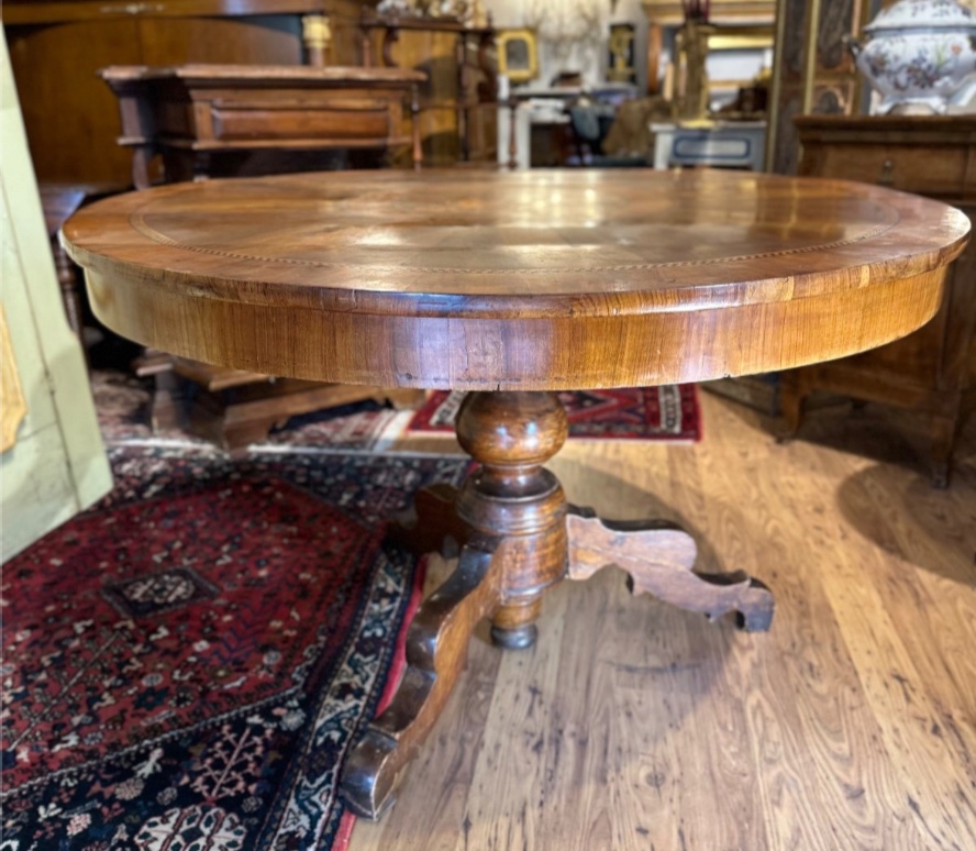 Tavolo Rotondo in Noce con Intarsi – Italia Centrale, Inizio XIX Secolo-photo-2