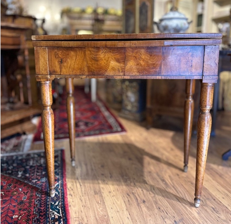 Tavolo da gioco antico in noce – Epoca metà Ottocento-photo-3