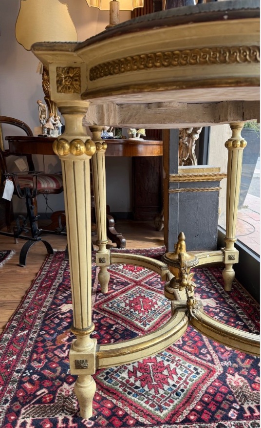 Tavolo consolle Luigi XVI in lacca e oro con piano in marmo-photo-3