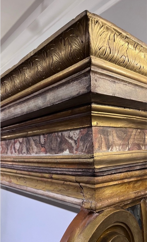 Cornice di camino toscana del XVIII secolo, realizzata in legno finemente intagliato e decorato-photo-4