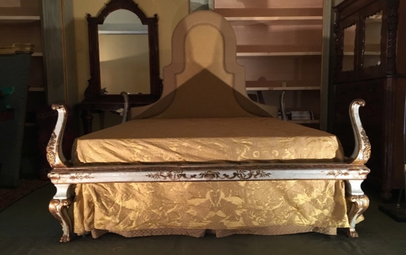 Letto fine Settecento laccato con decori in oro zecchino-photo-2