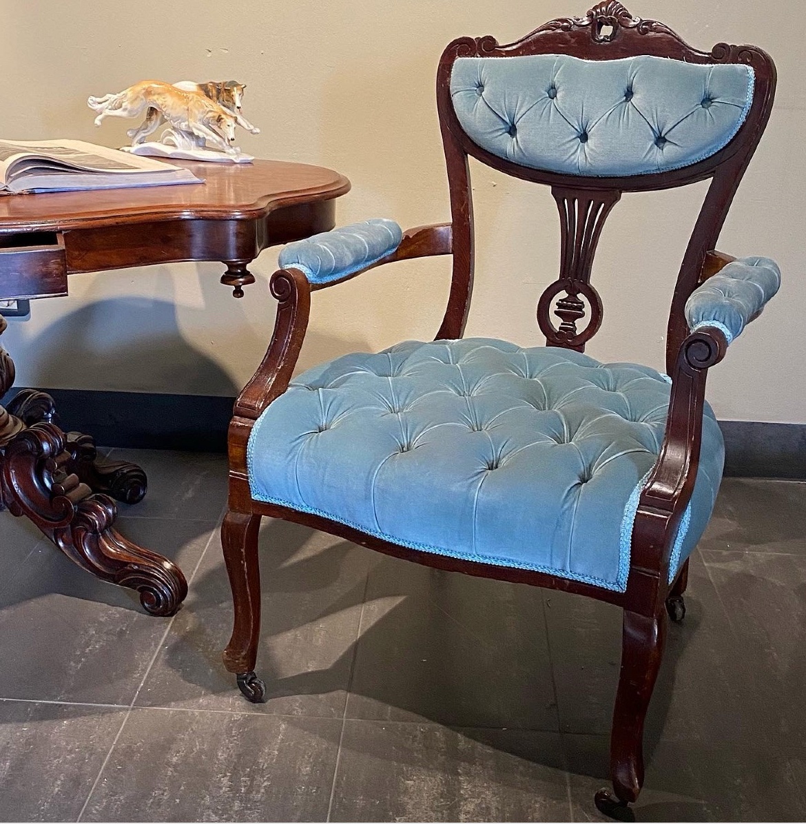 Poltrona inglese in mogano massiccio, fine XIX secolo (circa 1880-1900)-photo-4