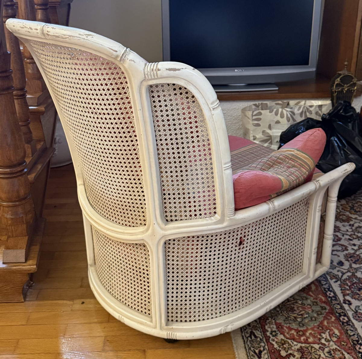 Poltrone modello 6170 prodotte da Giorgetti-photo-2