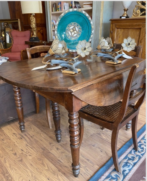 Tavolo a bandelle in noce massello risalente ai primi dell’Ottocento-photo-4