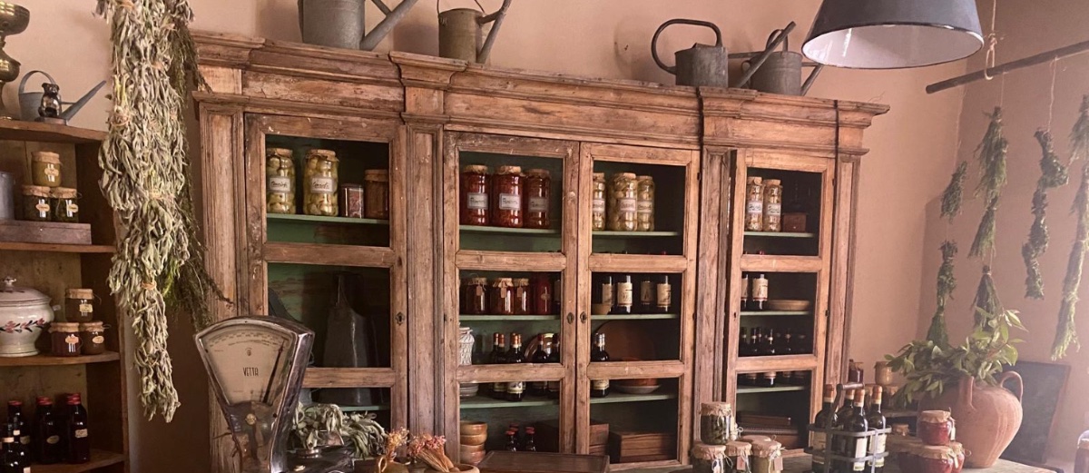 Credenza antica in legno massello con ante vetrate – fine XIX / inizi XX secolo-photo-3