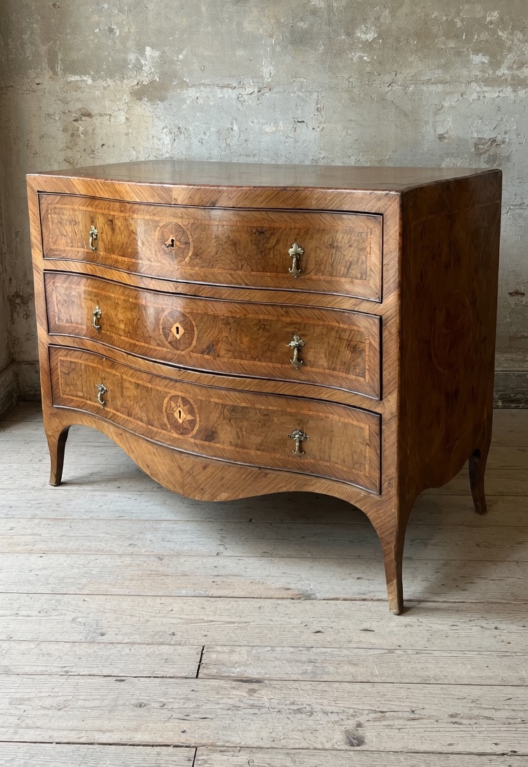 Cassettone Napoletano, fine XVIII secolo