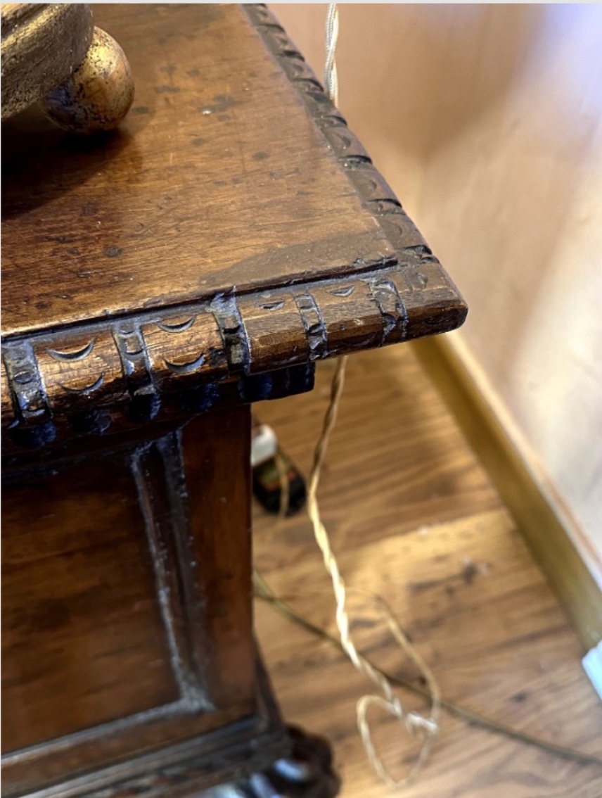 Cassapanca rinascimentale toscana in noce, databile alla fine del XIX secolo. -photo-2