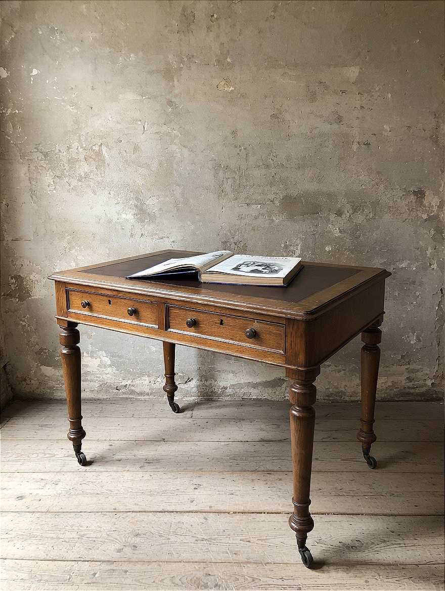 Scrittoio francese di fine XIX secolo