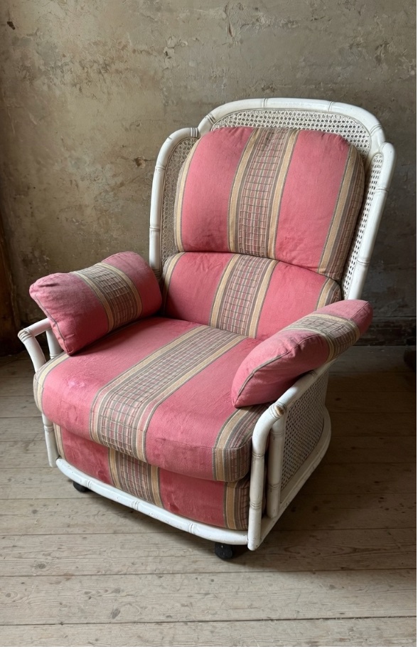 Poltrone modello 6170 prodotte da Giorgetti,-photo-2