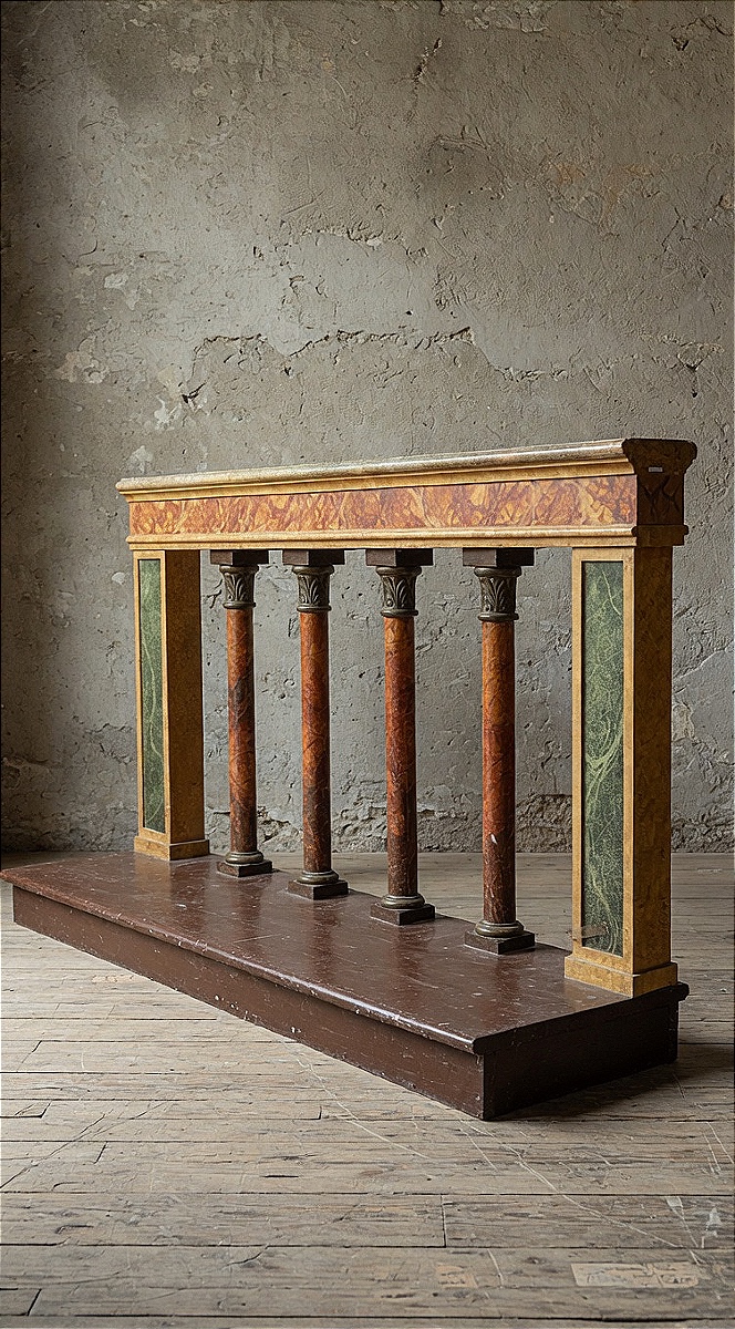 Balaustra in legno dipinto risalente tra la fine del XIX e l’inizio del XX secolo