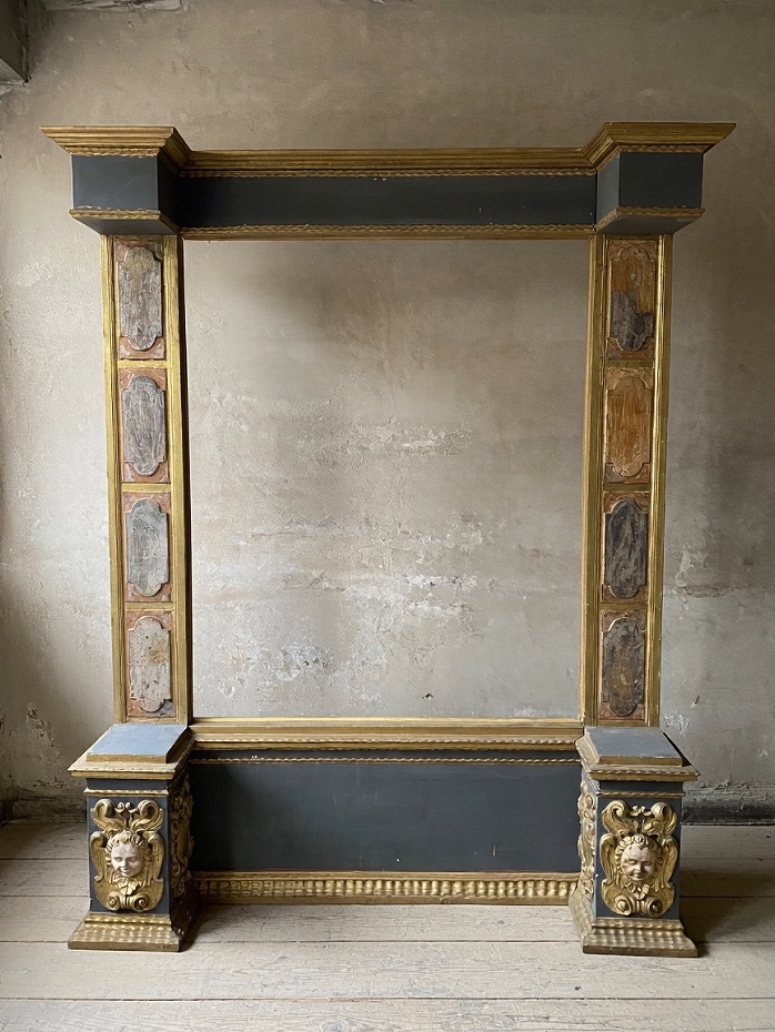 Colonne architettoniche barocche italiane del XVII secolo