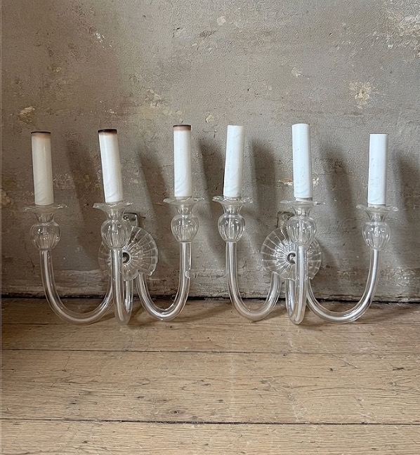 Appliques a tre luci in vetro di Murano trasparente, realizzate negli anni ’80.