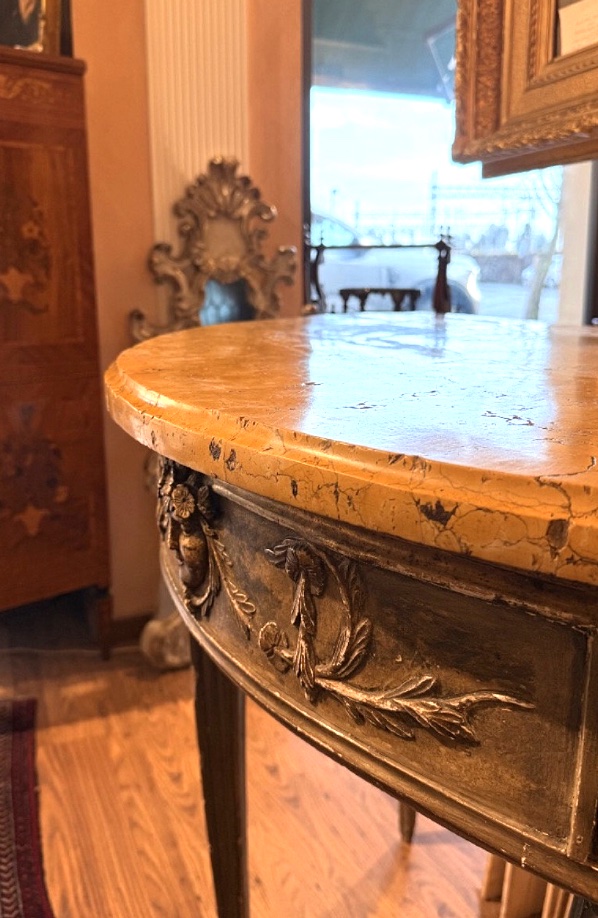 Elegante consolle demi-lune di manifattura italiana della fine del XVIII -photo-2